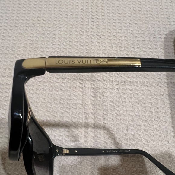 Louis Vuitton Evidence Sunglasses Black - Picture 14 of 16